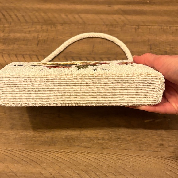 Floral Beaded Cream Clutch